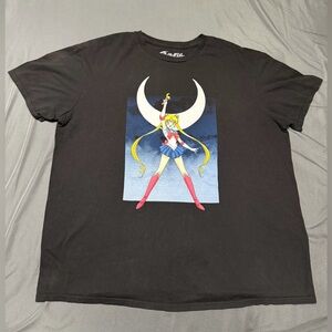 Size XL Sailor moon T-shirt